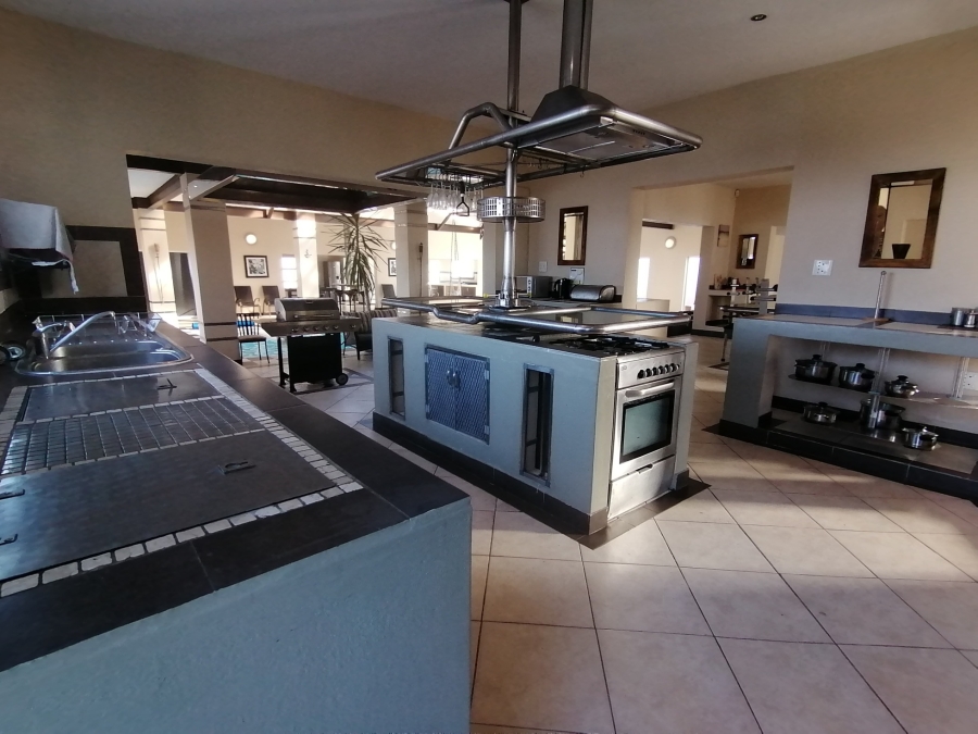 5 Bedroom Property for Sale in Bettys Bay Western Cape